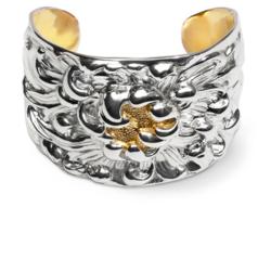 A Richly Sculptural Work of Art, The Touch of Gold Peony Cuff